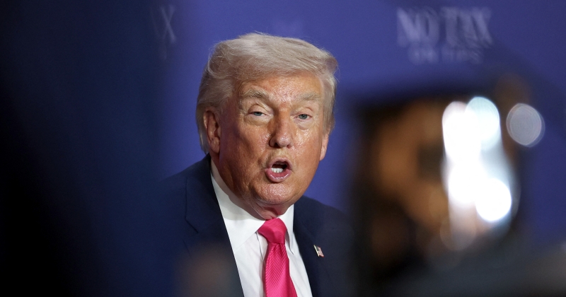 ترامب: استعادة اليورانيوم الإيراني «ستكون عملية طويلة وصعبة». عملية «مطرقة منتصف الليل» كانت تدميراً كاملاً وشاملاً لمواقع الغبار النووي في إيران 