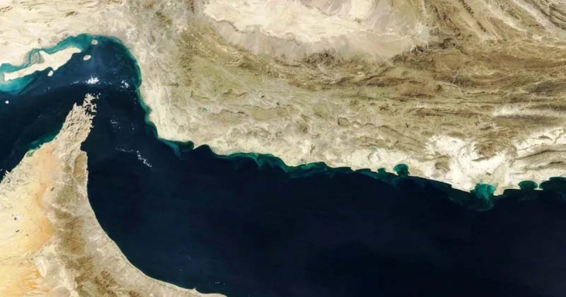 اجتماع عسكري دولي في لندن اليوم لبحث إعادة فتح مضيق هرمز