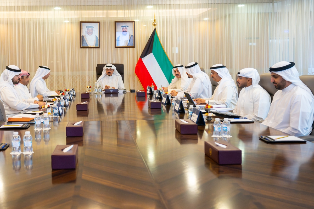 العبدالله مترئساً اجتماع متابعة إعادة الهيكلة