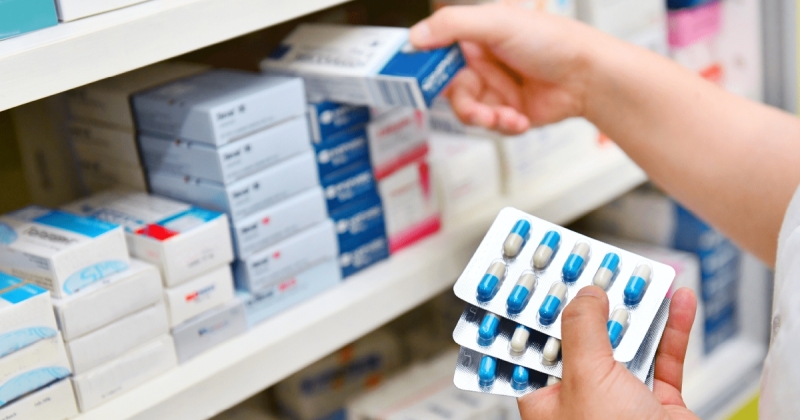 تداعيات الحرب تزيد جراح أسعار الأدوية 30 في المئة