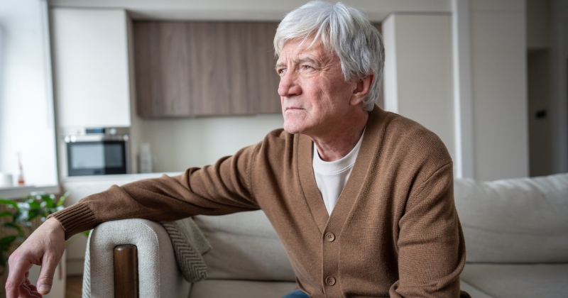 ماذا يعني وصولك إلى سن الستين من دون أصدقاء مقربين؟ 