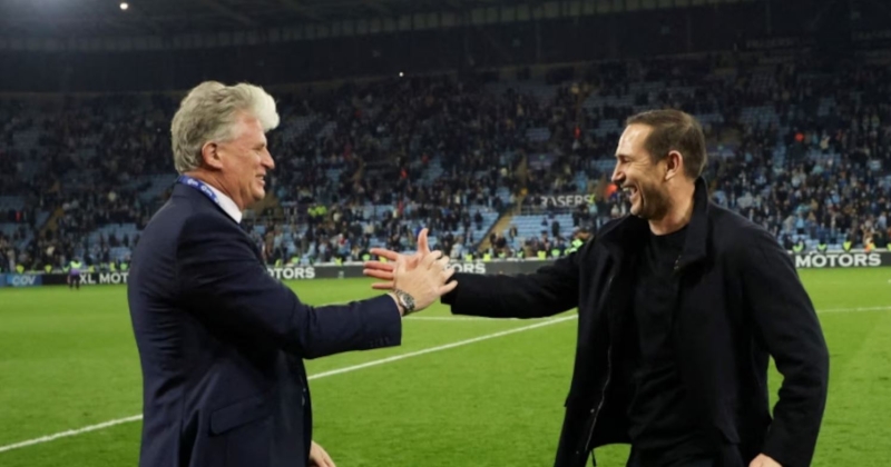 رئيس كوفنتري يتجاهل التقارير التي تربط لامبارد بالعودة إلى تشيلسي