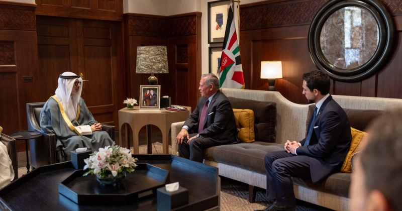 العاهل الأردني يستقبل وزير الخارجية: دعم العلاقات الثنائية.. وبحث تطورات الأحداث في المنطقة