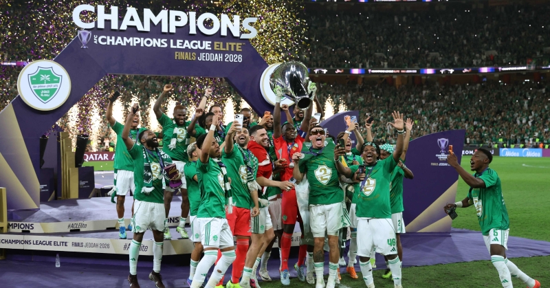 يايسله فخور بلاعبي الأهلي بعد التتويج بـ «نخبة آسيا»