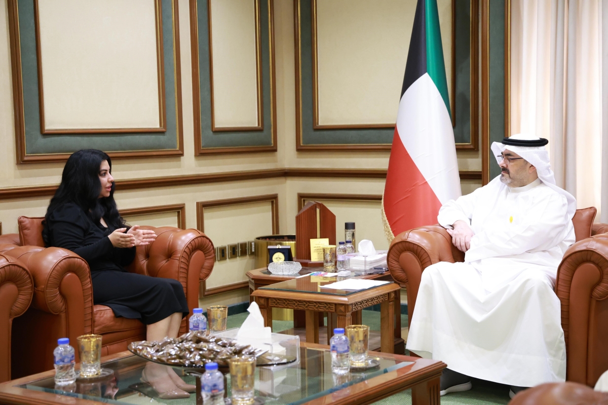 محافظ العاصمة لدى استقباله مديرة «هيئة البيئة» نوف بهبهاني