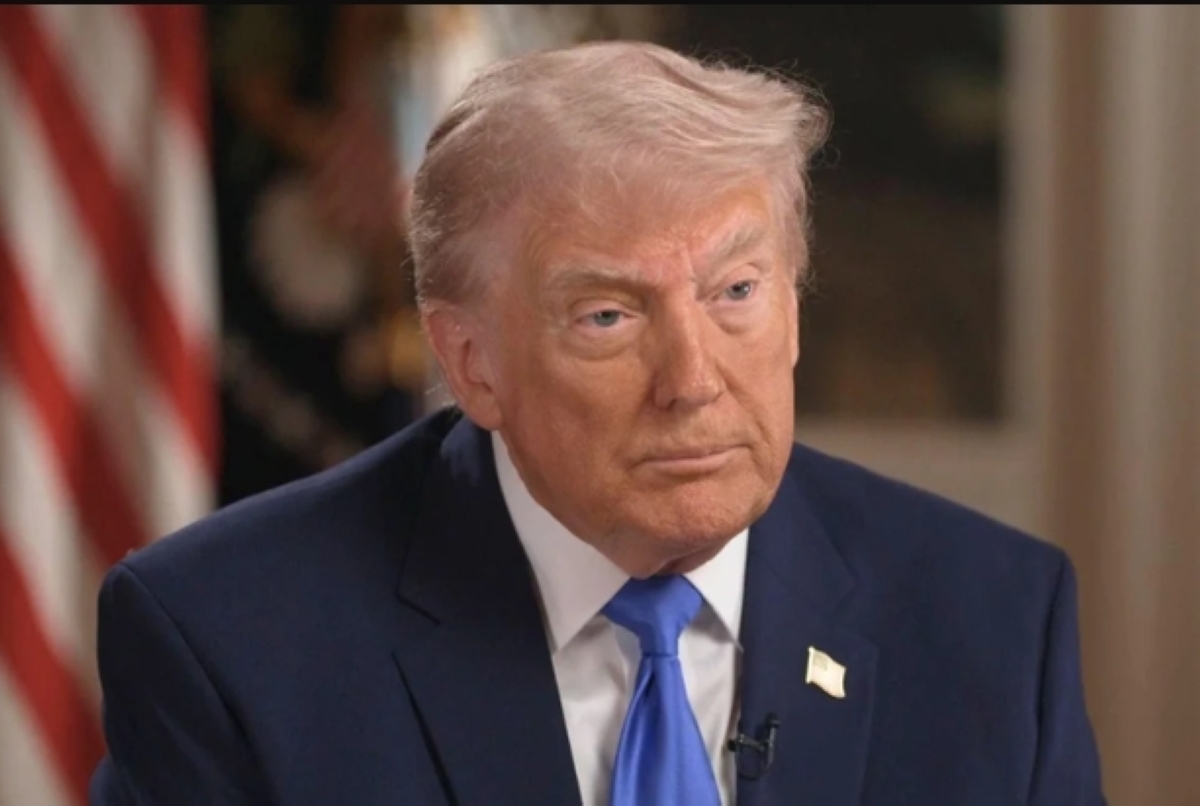 ترامب متحدثاً خلال برنامج «60 دقيقة»