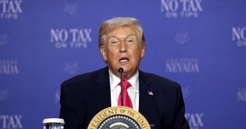 البيت الأبيض: ترامب اطلع على المقترحات الإيرانية بشأن إعادة فتح مضيق هرمز