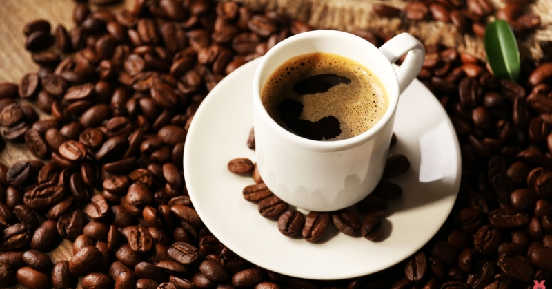 القهوة منزوعة الكافيين... تُحسِّن المزاج والذاكرة والنوم 
