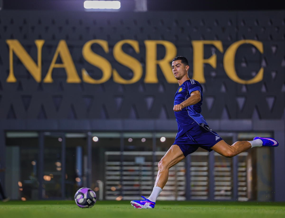 رونالدو خلال مران النصر الأخير