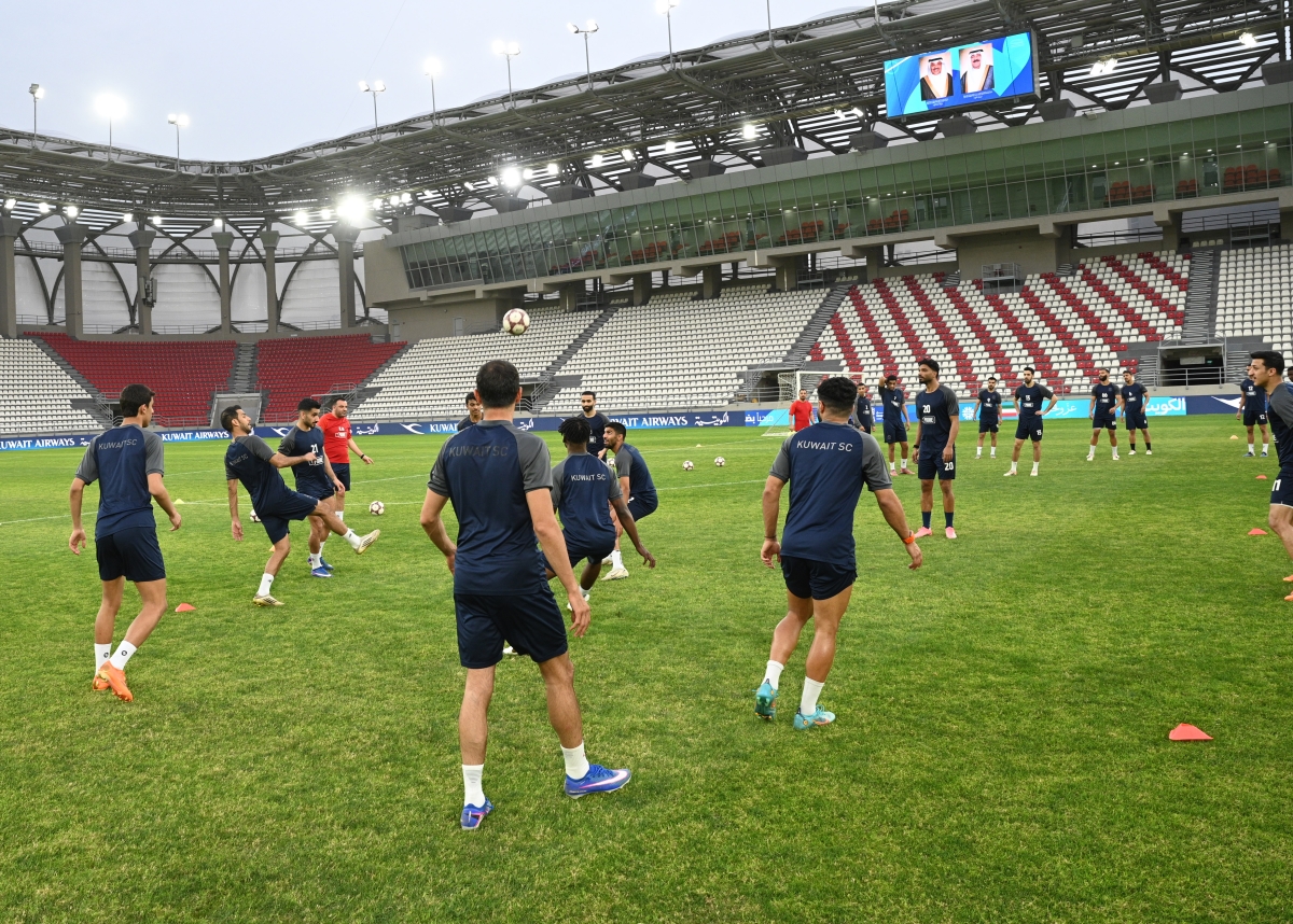جانب من تدريبات «الكويت» (تصوير نايف العقلة)