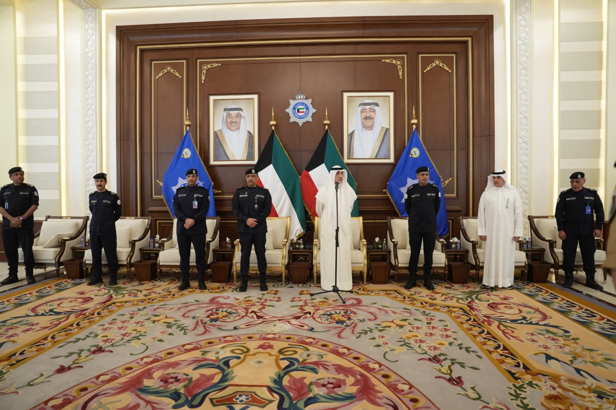 النائب الأول يلقي كلمة بحضور قيادات الداخلية