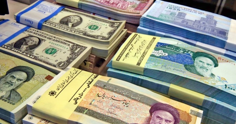 الريال الإيراني في أدنى مستوياته 