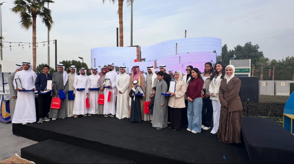 مشاركة محافظ مبارك الكبير بفعاليات شبابية