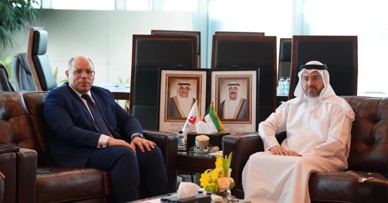 الكويت – رئيس الطيران المدني يبحث مع السفير المصري التعاون في مجال النقل الجوي والخدمات التشغيلية الكويت – رئيس الطيران المدني يبحث مع السفير المصري التعاون في مجال النقل الجوي والخدمات التشغيلية