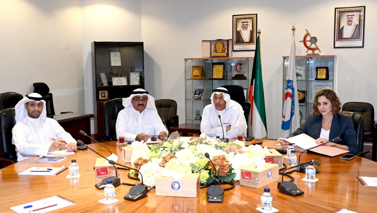 المغامس مشاركاً في اجتماع المنظمة العربية للهلال والصليب الأحمر 