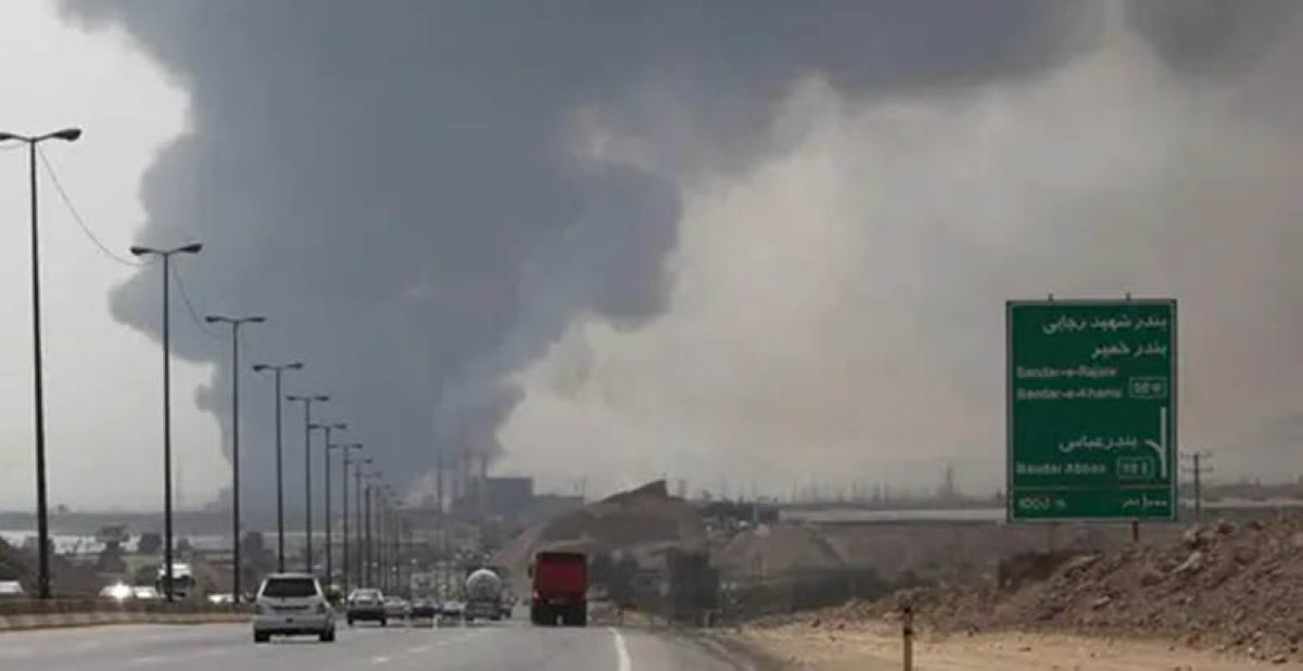 انفجار سابق في مدينة بندر عباس جنوبي إيران - أرشيفية
