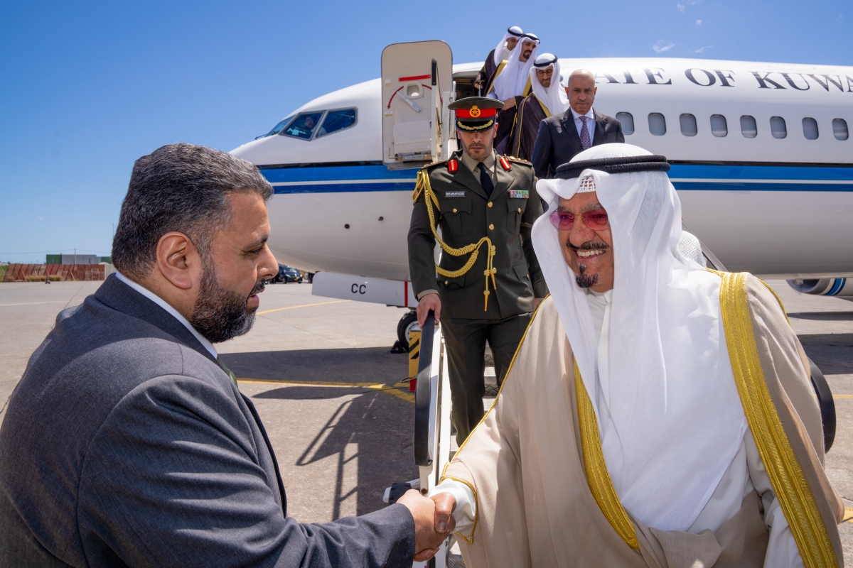 جانب من استقبال ممثل الأمير في اليونان