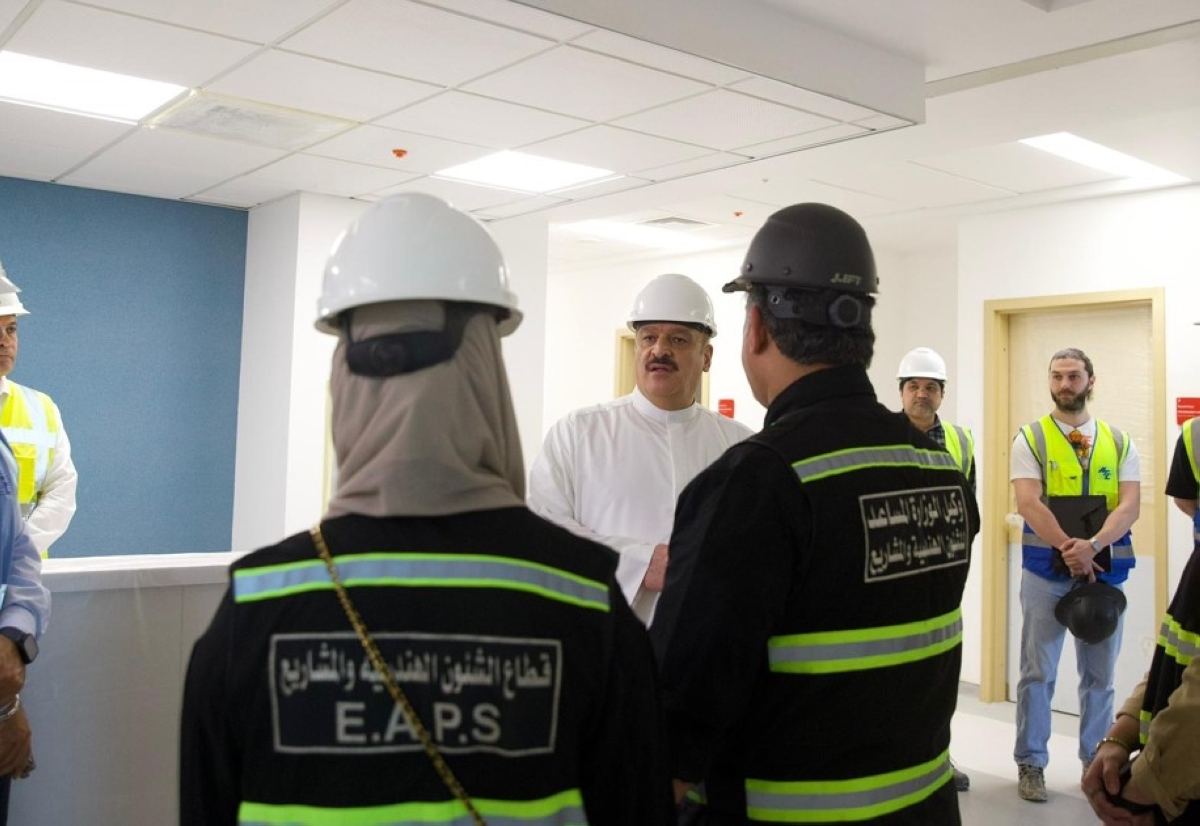 وزير الصحة يتفقد مستشفى الصباح الجديد