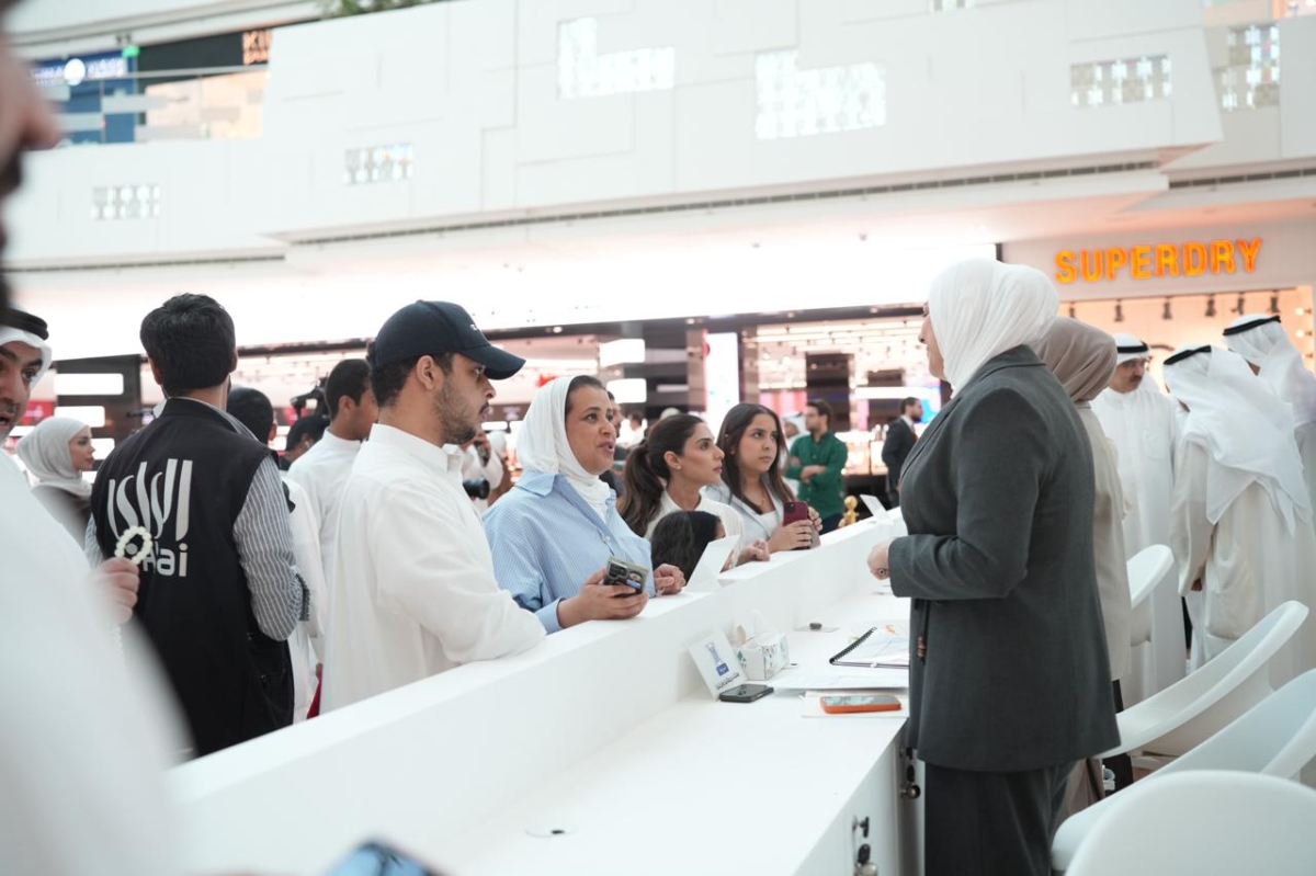 إقبال الطلبة على جناح حملة «وجّهني»