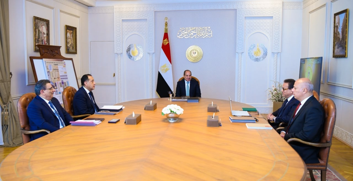 السيسي يدعو إلى تقديم خدمة صحية تليق بالمواطنين 