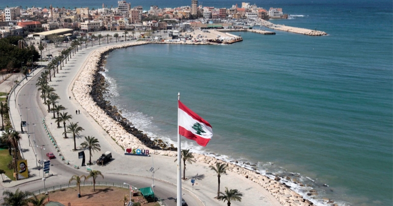 جيش الاحتلال ينذر بإخلاء مدينة صور في جنوب لبنان