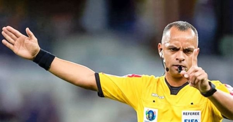 طاقم برازيلي لمباراة الافتتاح