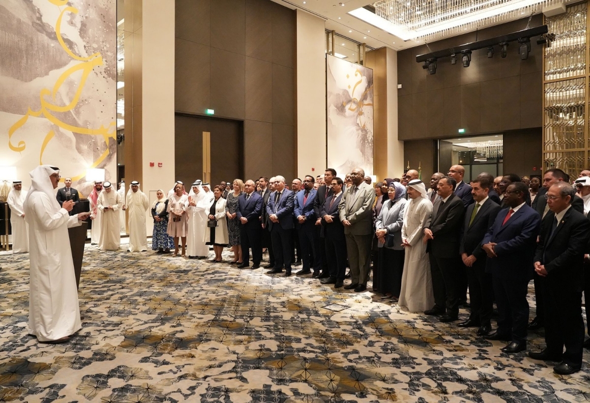 عميد السلك الدبلوماسي متحدثاً للسفراء ورؤساء البعثات خلال الحفل