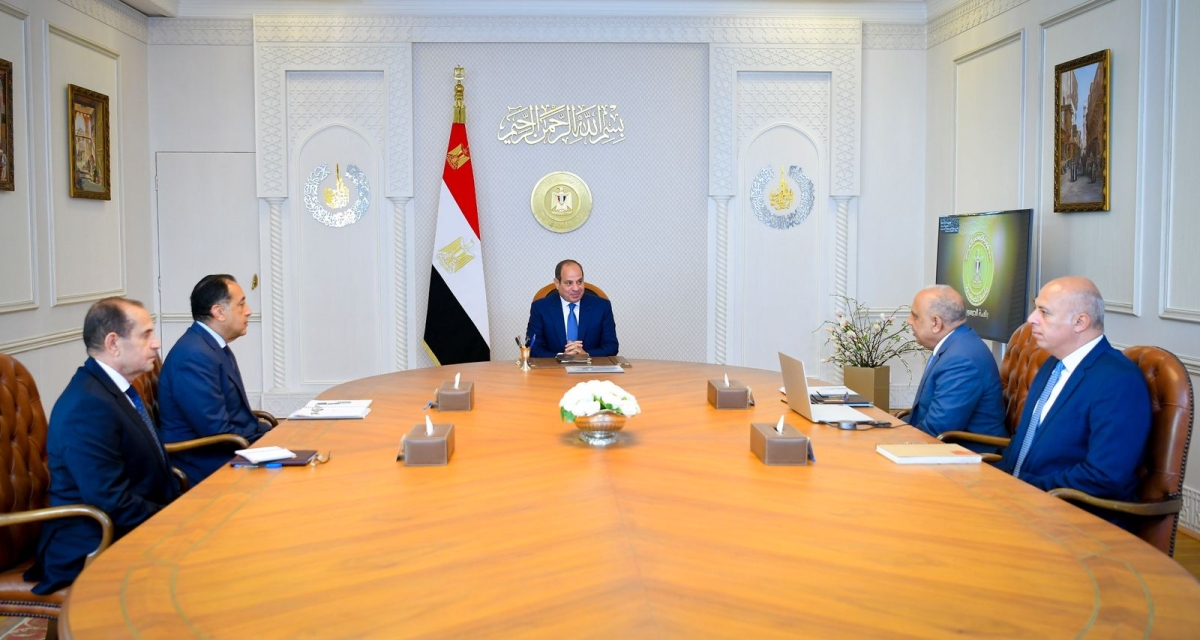 السيسي تناول مع قيادات حكومية ملف الطاقة