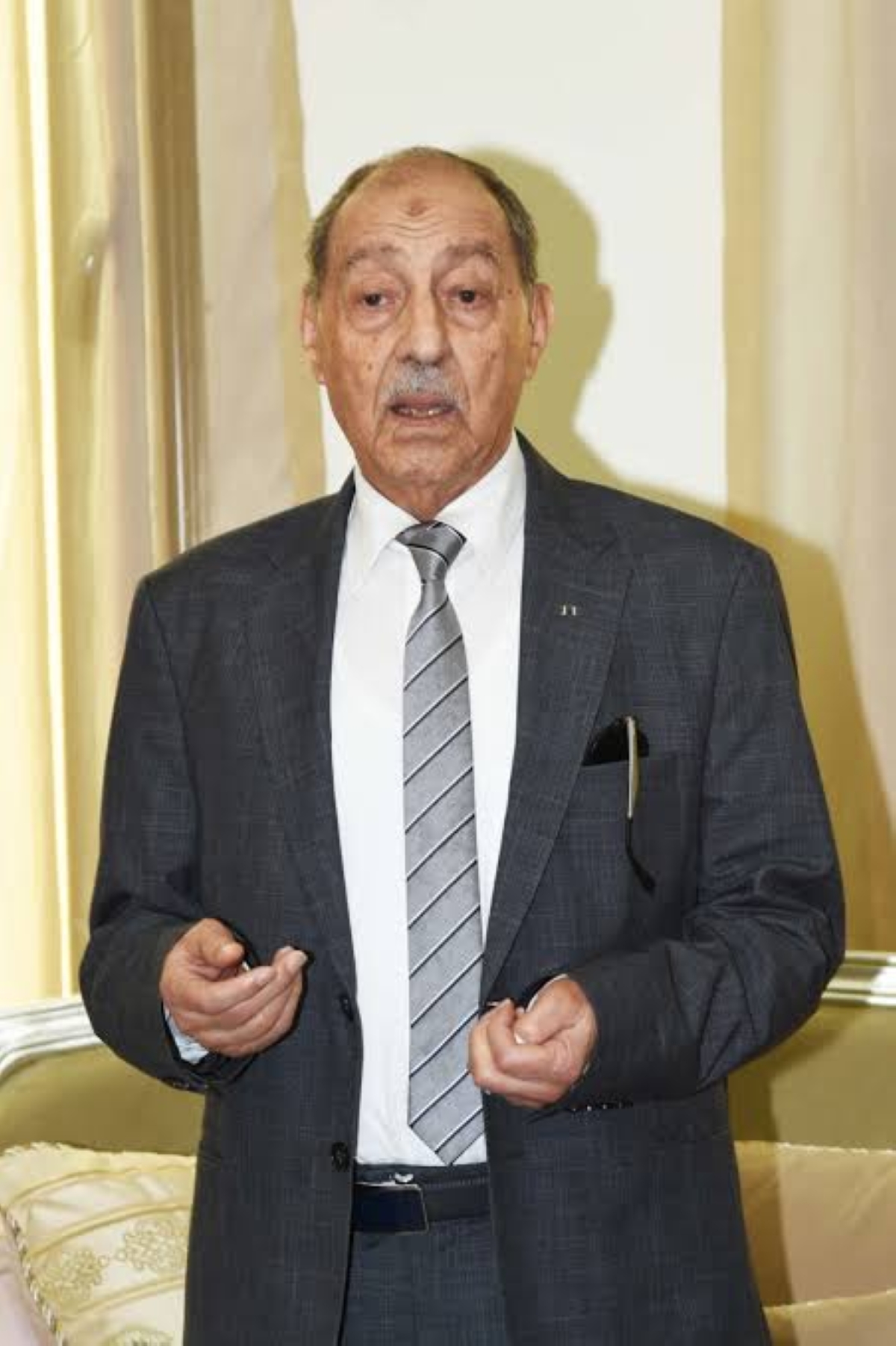 السفير الجزائري