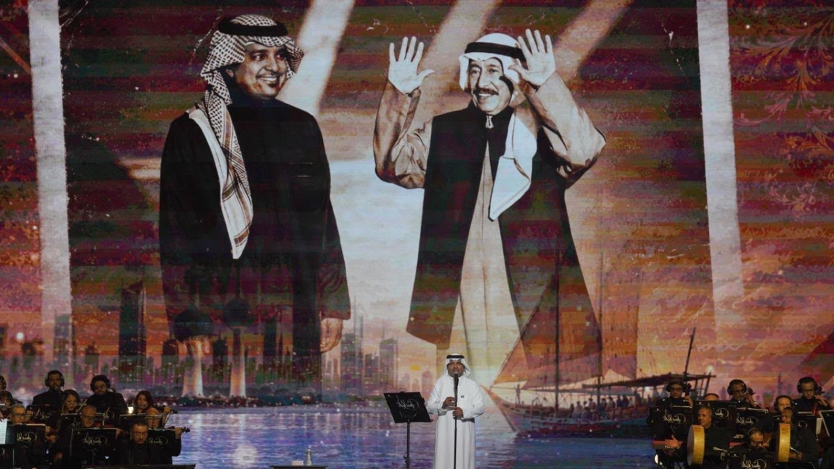 طيف الفنان الراحل عبدالكريم عبدالقادر حضر في الحفل