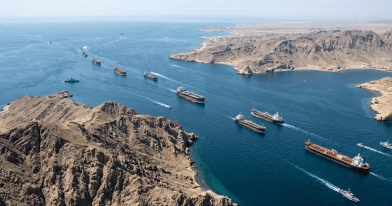 إيران تعلن إعادة إغلاق مضيق هرمز 