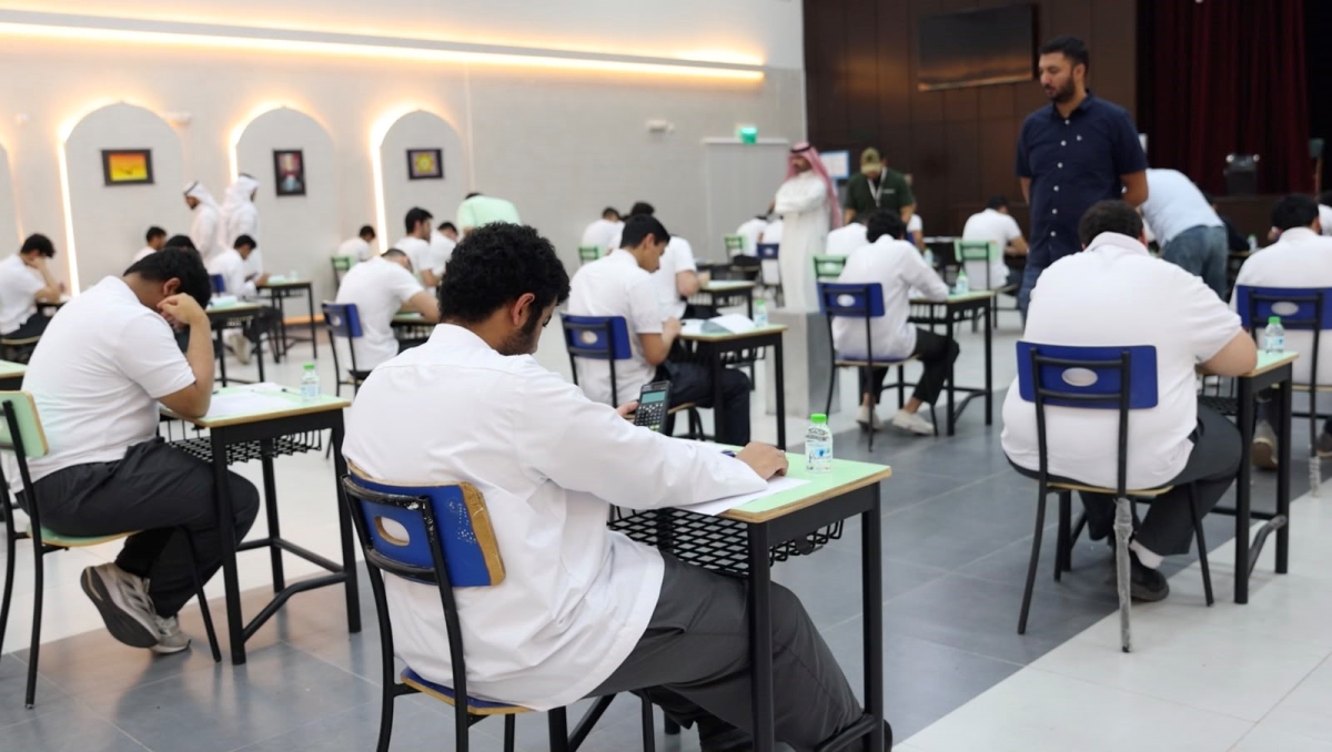 تركيز وانضباط في الامتحانات