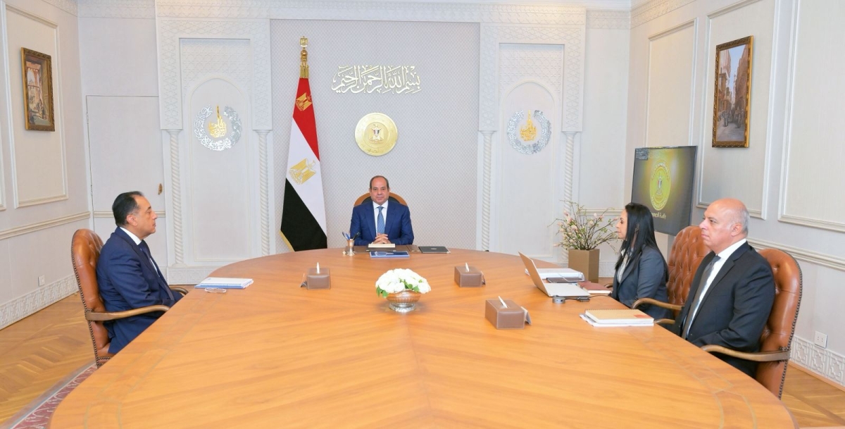 السيسي بحث مع قيادات حكومية منظومة الدعم والحماية الاجتماعية
