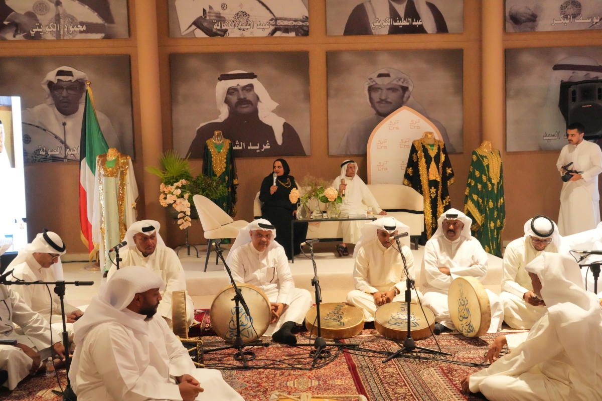 عبدالوهاب الراشد خلال الحوار مع دلال الدايل