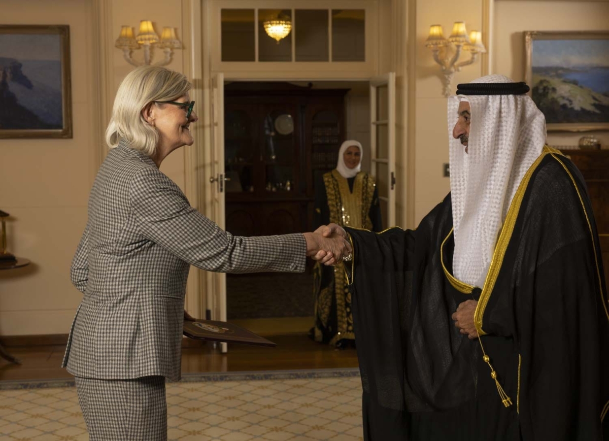 الحاكم العام لأستراليا تستقبل السفير الوزان
