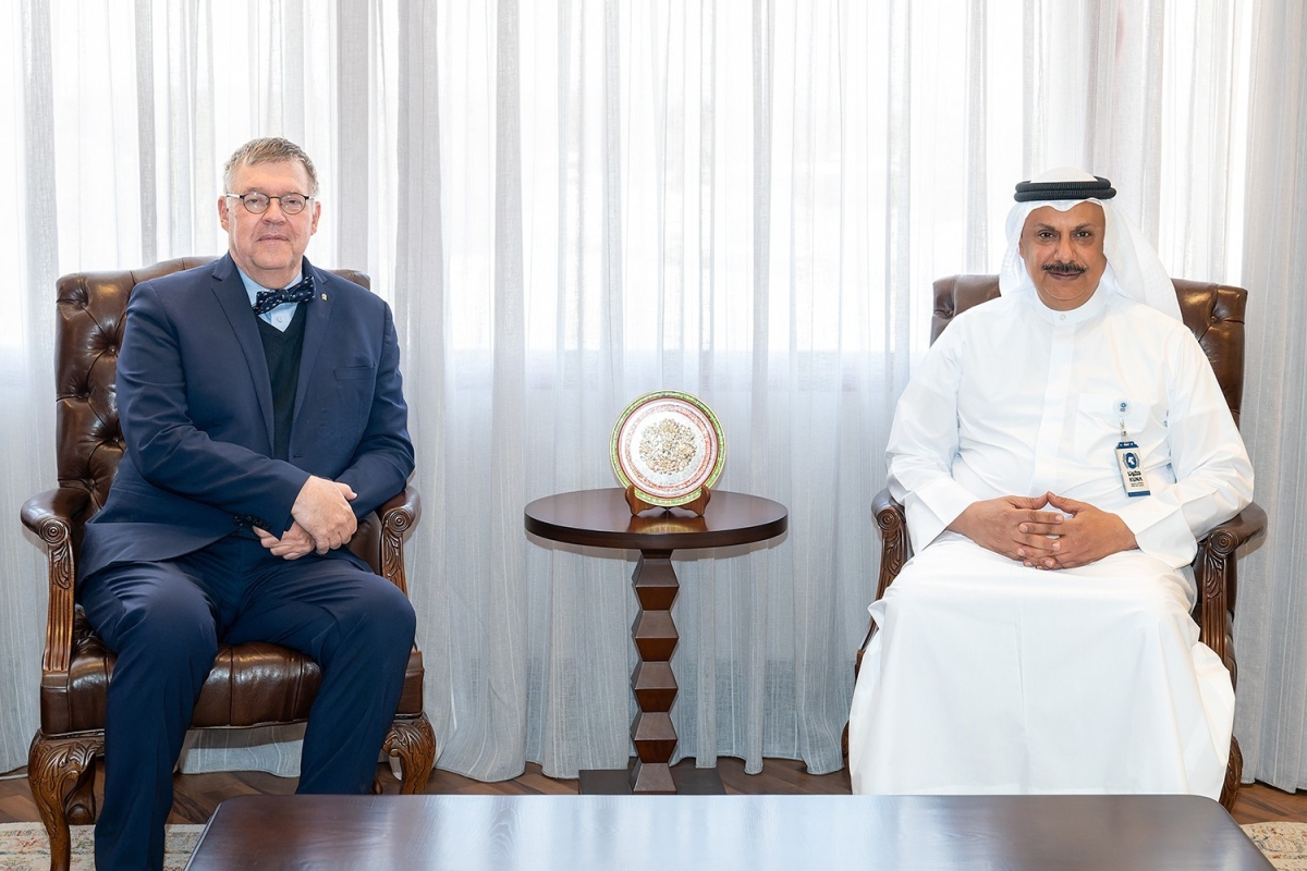 المناعي مستقبلاً سفير التشيك