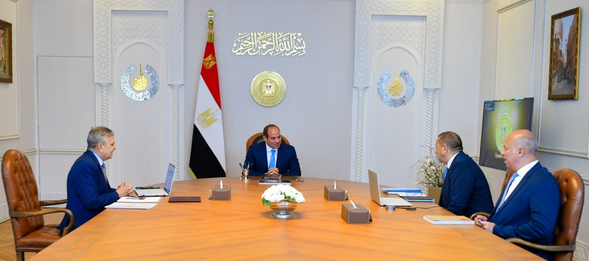 السيسي طالب بالانفتاح على الأسواق الخارجية للتصدير
