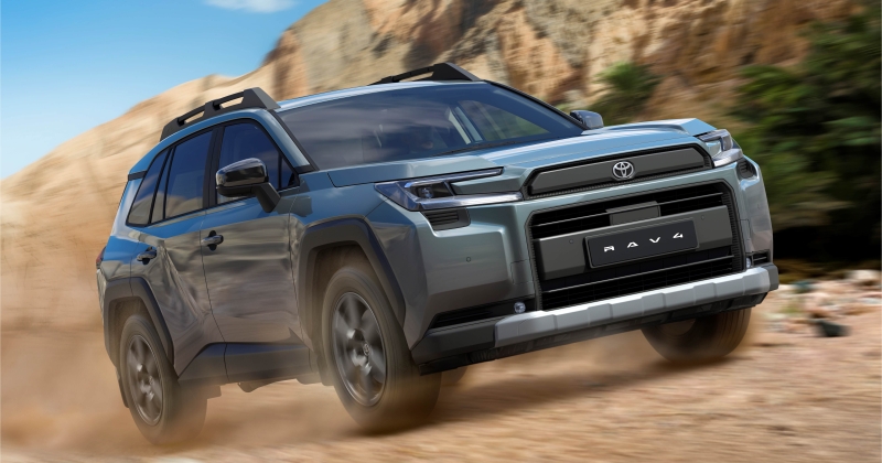 «الساير» و«تويوتا» تُقدّمان «RAV4»... للرحلات. الطراز الجديد كلياً يحظى بشعبية واسعة عالمياً 