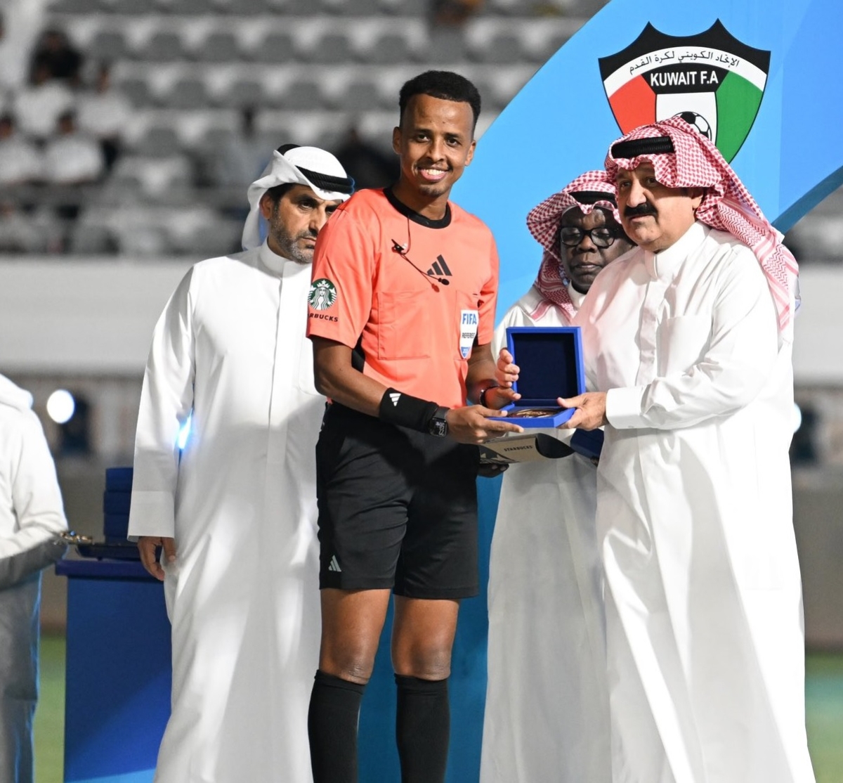 اليوسف مكرّماً الحكم أرتن