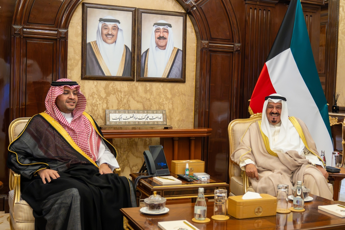 رئيس الوزراء مستقبلاً وزير الدولة السعودي