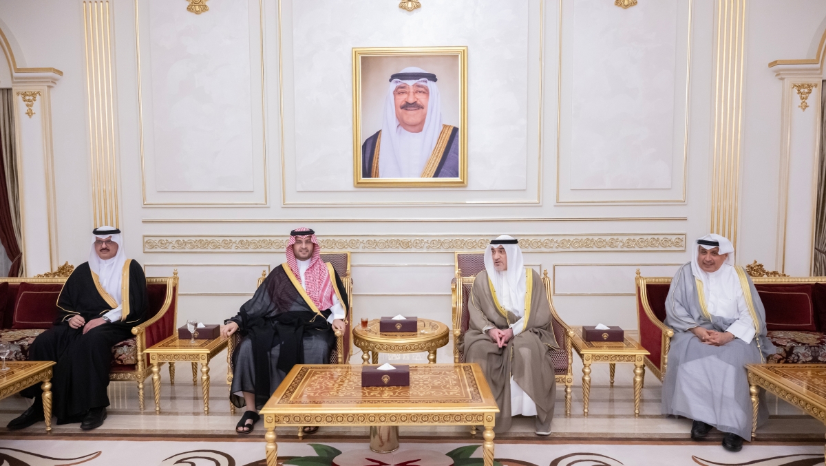 النائب الأول لدى استقباله تركي بن محمد