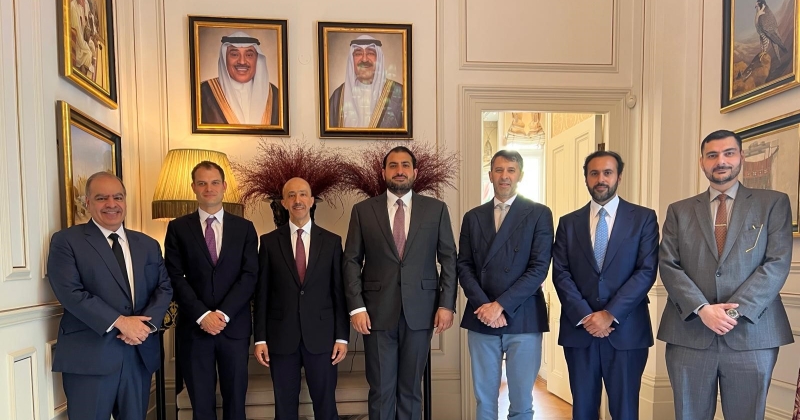 المنيخ بحث ووزير الدولة البريطاني مستجدات الأوضاع في المنطقة 