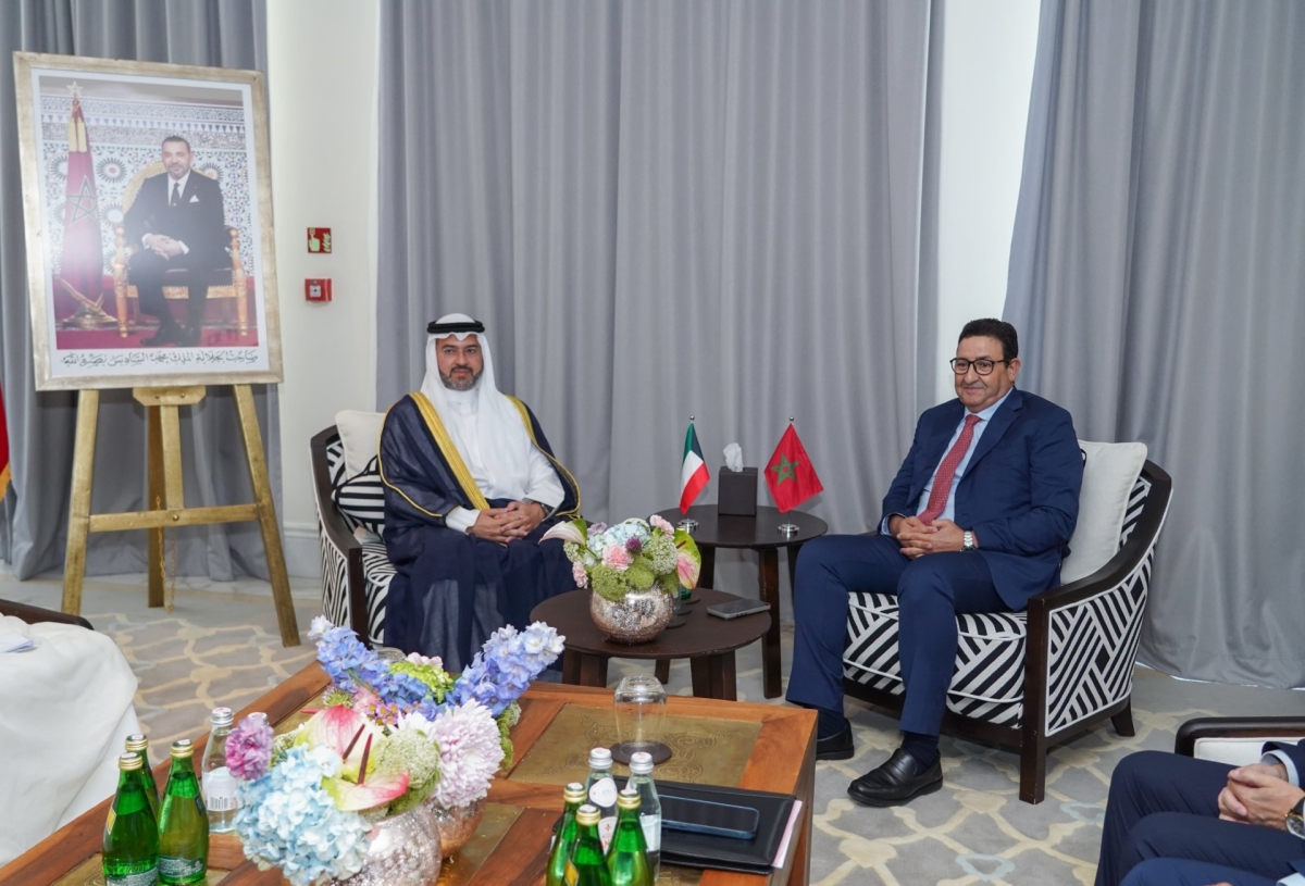 رئيس الطيران المدني خلال مباحثاته مع وزير النقل المغربي