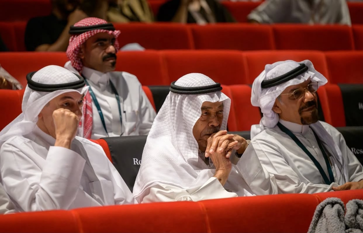 إبراهيم الحساوي وسعد الفرج ونجله مجبل
