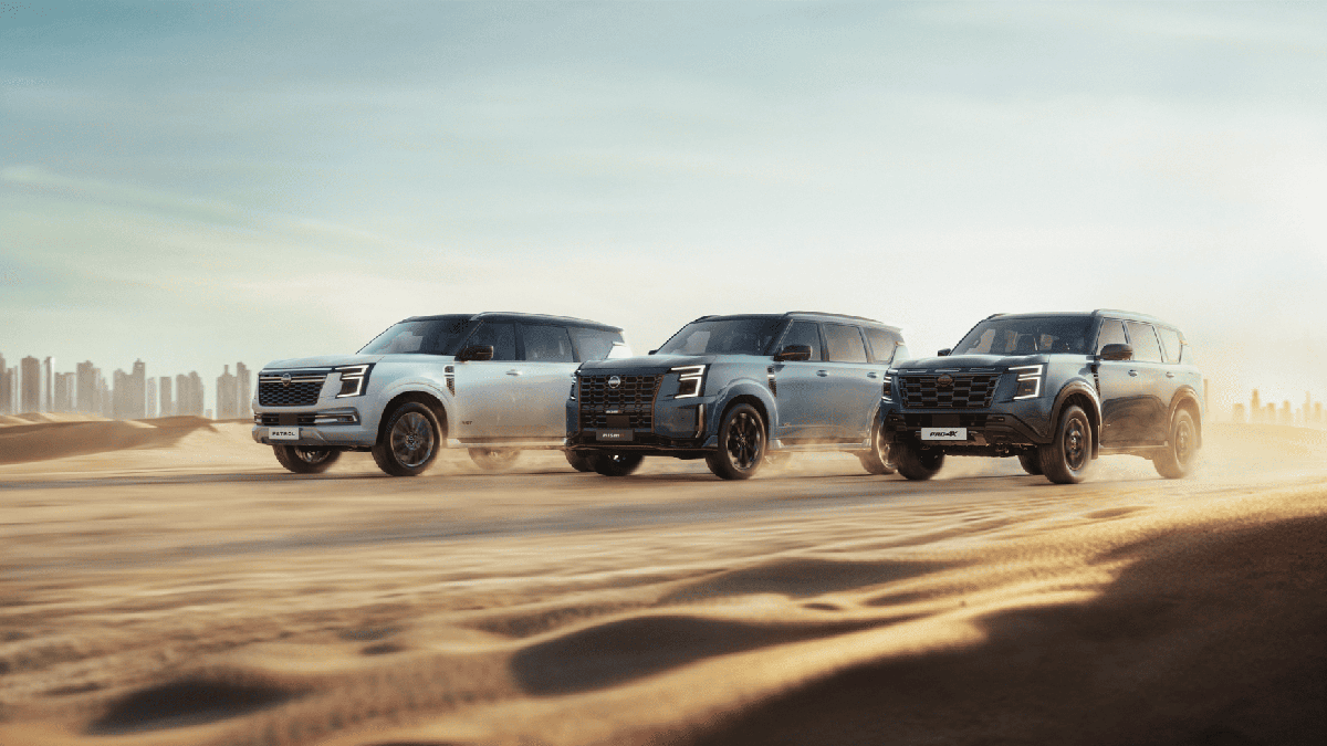 Nissan Patrols Line-up (side)