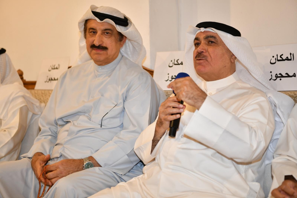 جواد مقصيد وعبدالرضا عباس أثناء المحاضرة