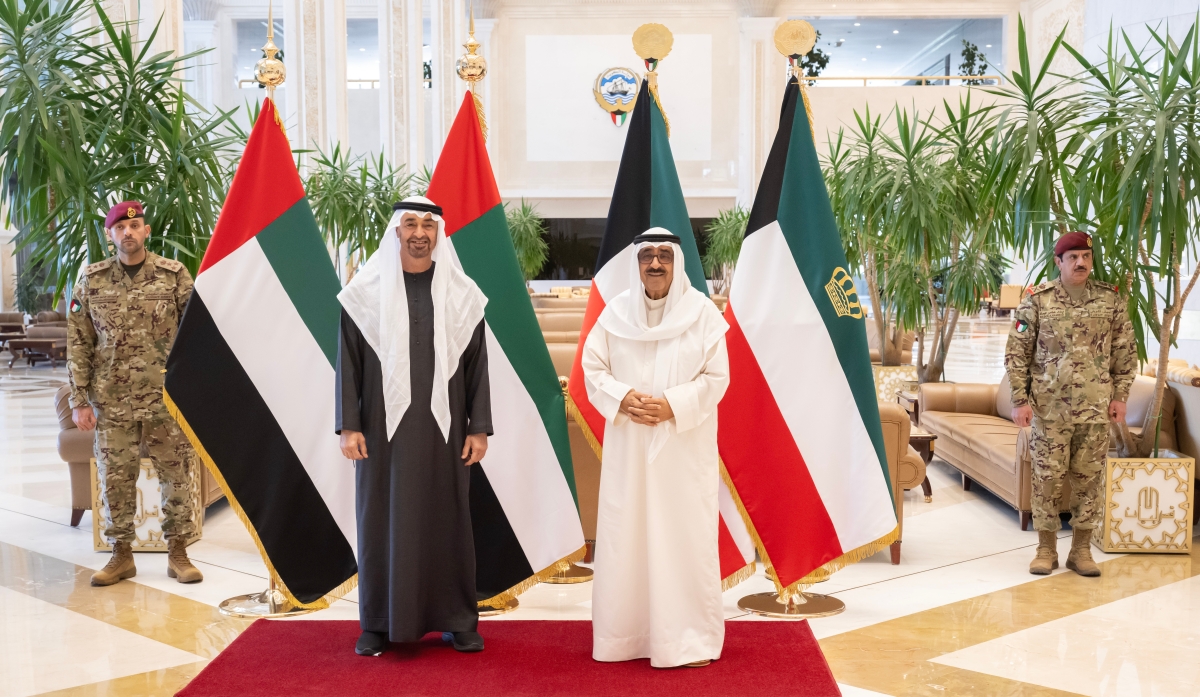 صاحب السمو مستقبلاً رئيس الإمارات