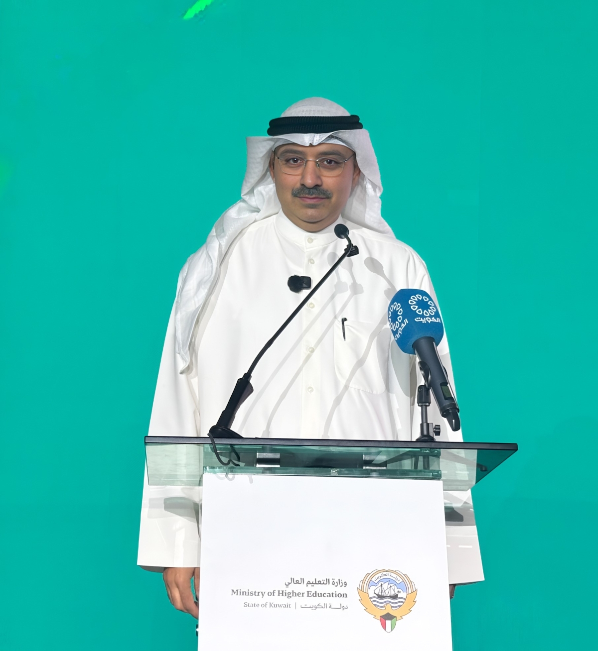 البصيري يلقي كلمته