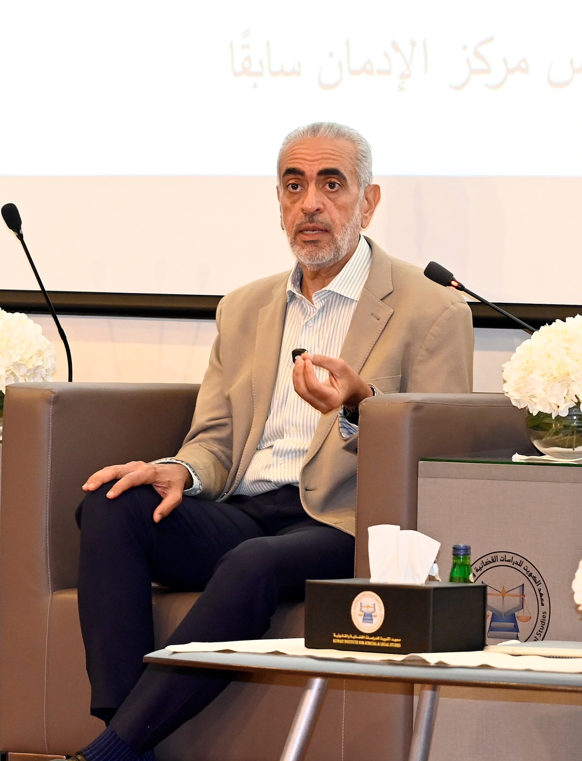 عادل الزايد