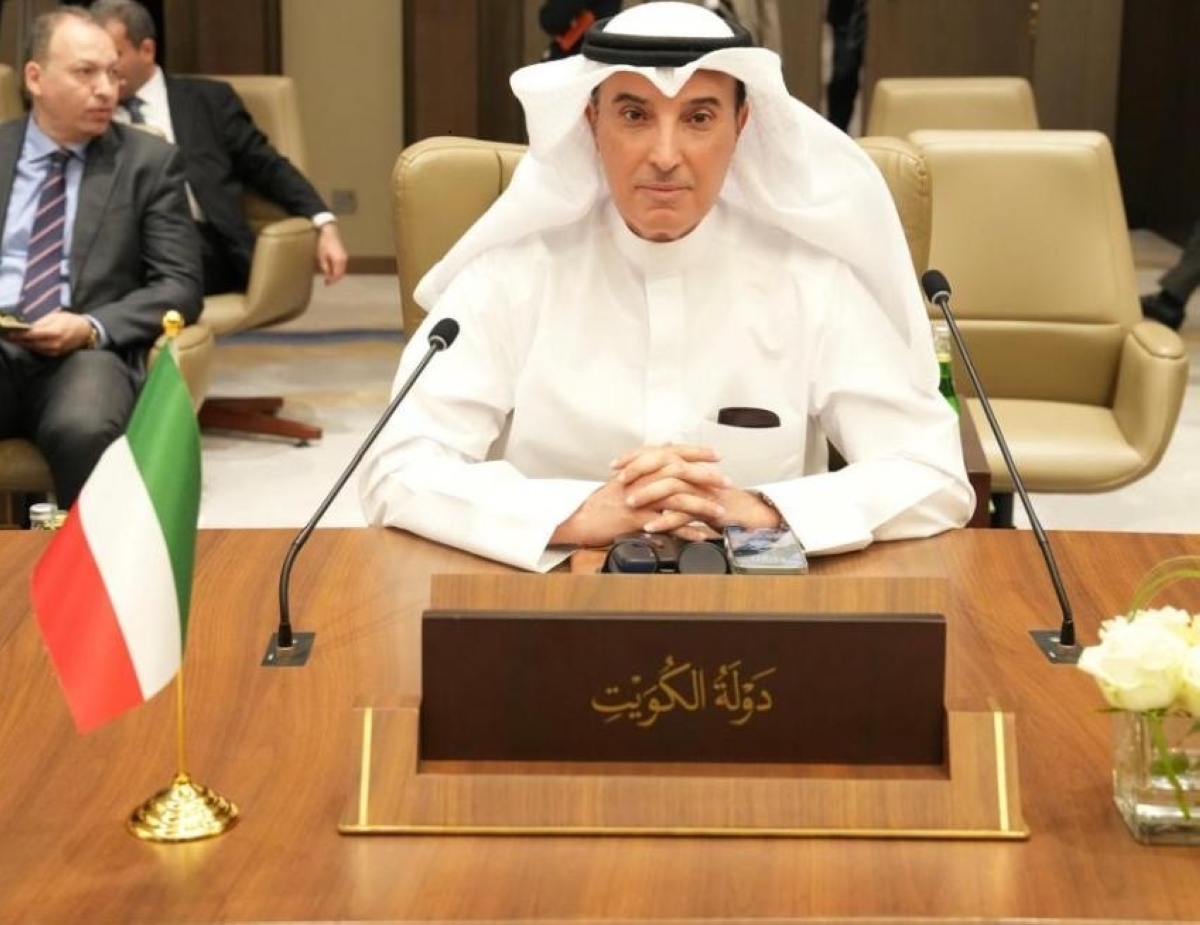 السفير طلال المطيري